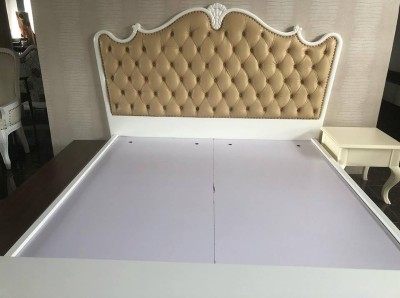 Giường ngủ tân cổ điển